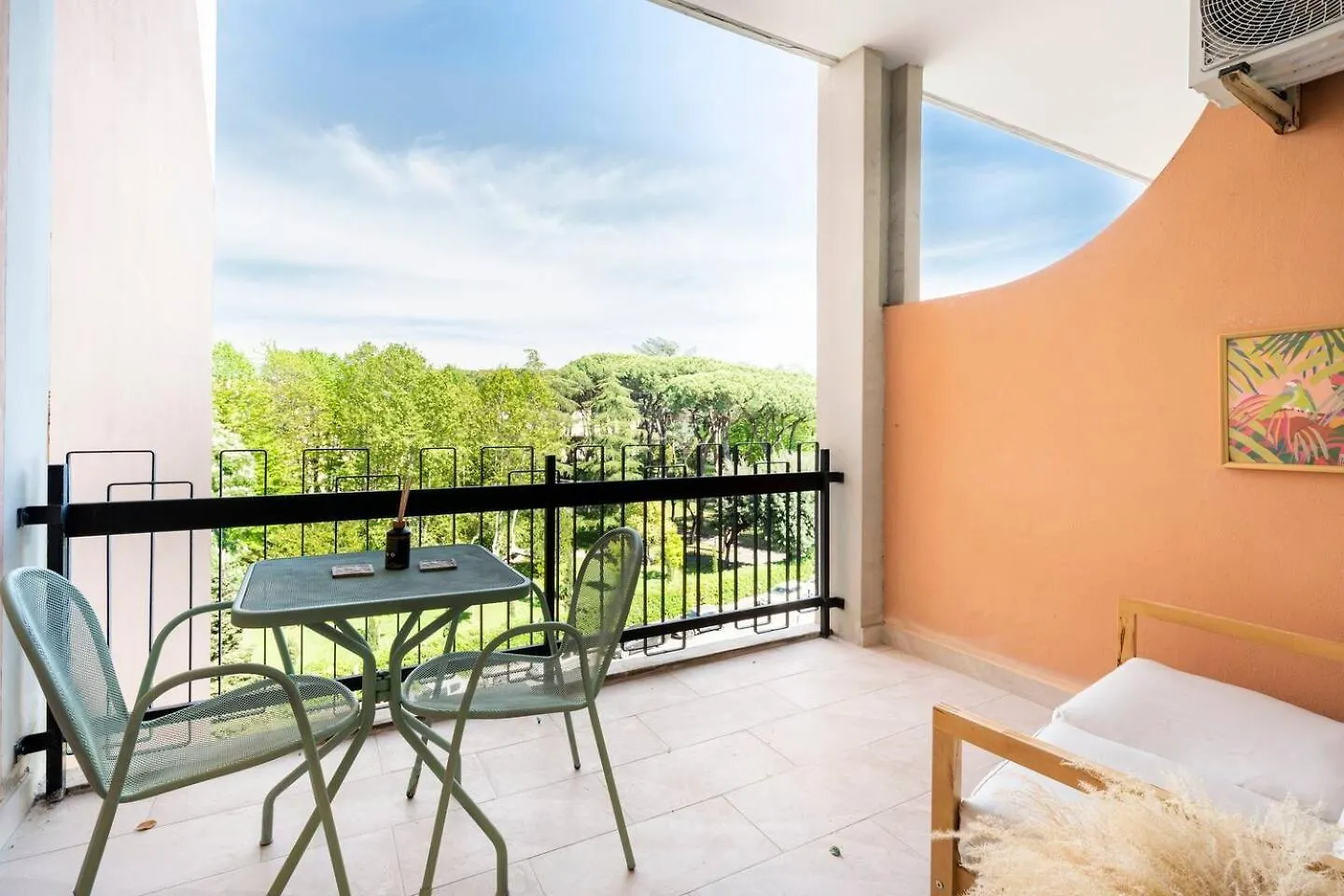 Green Nest Rome Apartment